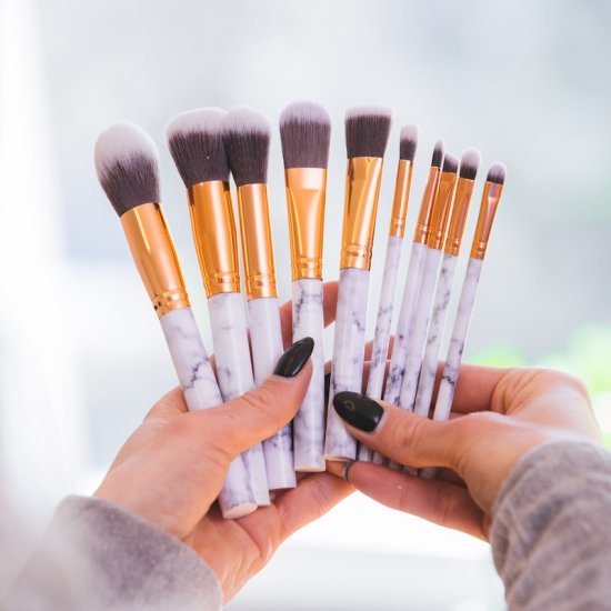 Make-up brushes in marble (10 pcs) - Sulje napsauttamalla kuva