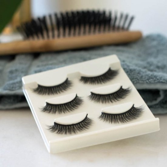 Natural fake-lashes (3 pairs) - Sulje napsauttamalla kuva